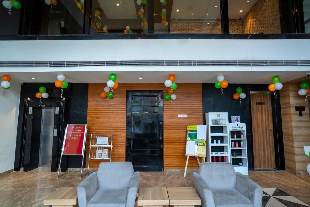 Celebrant Hotel Varanasi Ngoại thất bức ảnh